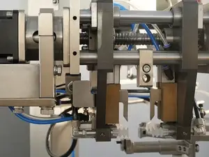 Zipper Bag Opening