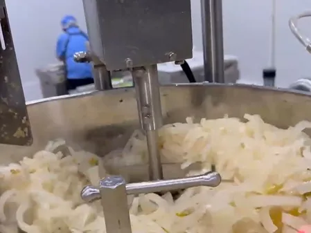 Preserving Pickled Vegetables with Vacuum Technology
